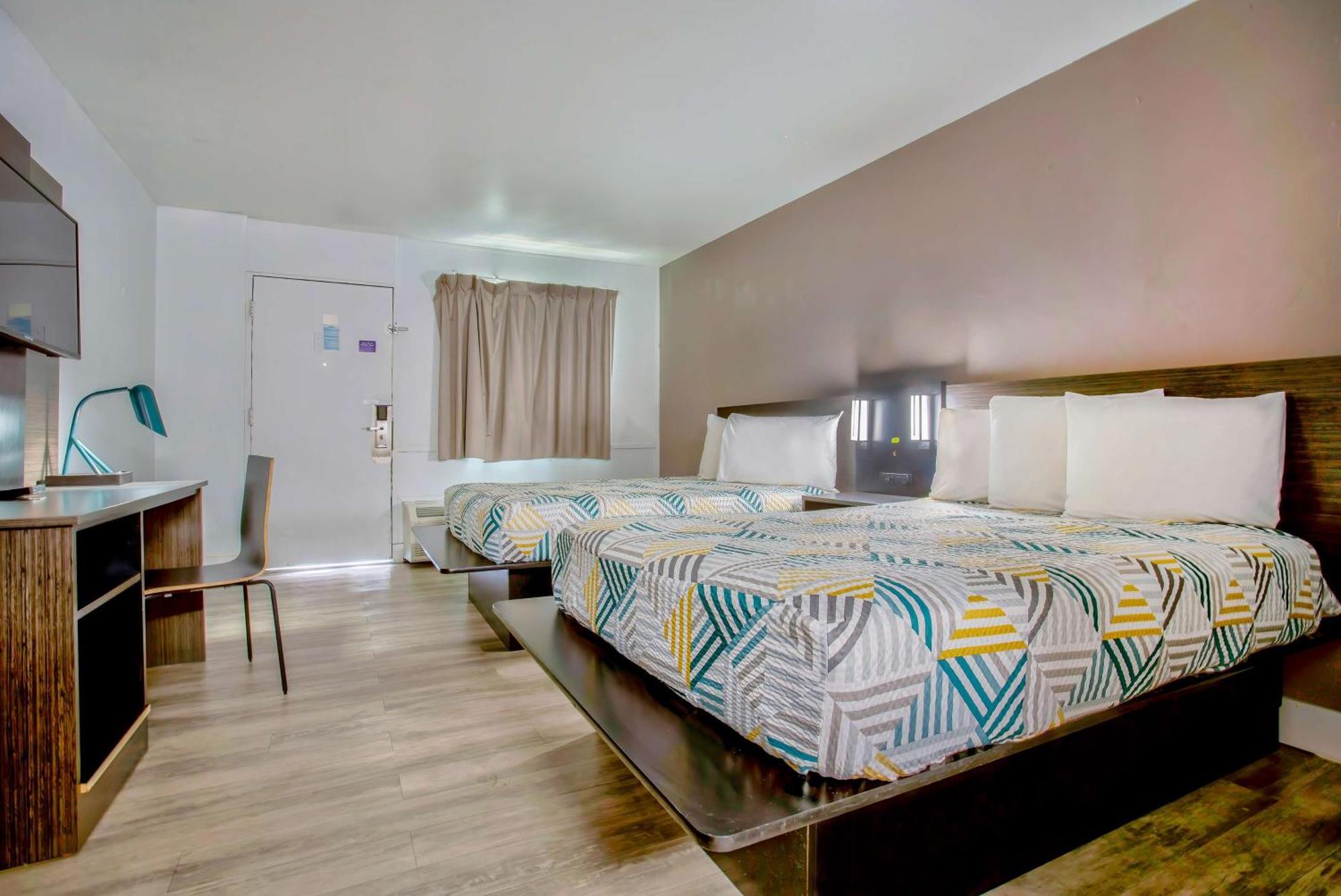 ซูเปอร์ 8 บาย วินด์แฮม ทูซอน/อีสต์/ดีเอ็มเอเอฟ แอเรีย Hotel ภายนอก รูปภาพ